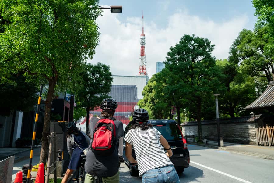 Tokyo: 3-hour Guided E-Bike Tour of the City's Hidden Gems - Stops That Matter: What You Actually See on Each Route