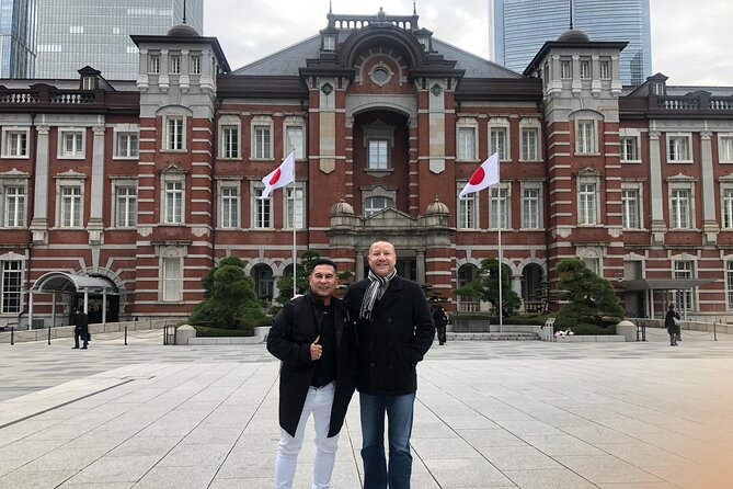 Tokyo 8hr Private Tour with Licensed Guide from Yokohama - Akihabara, Takeshita Street, and Shinjuku Golden Gai: modern Tokyo on fast-forward