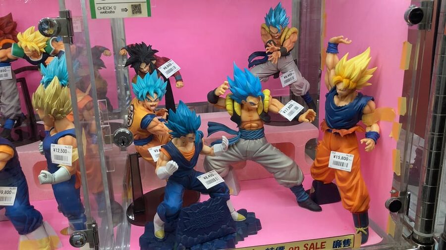 Tokyo Akihabara, Anime, Manga, Video Games & Maid Cafe Tour - gee store!!: additional shopping time that helps you complete your haul