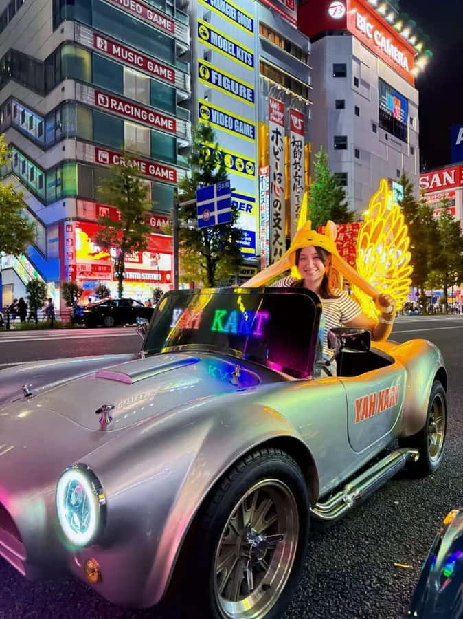 Tokyo: Akihabara/Asakusa Go-Karting Tour (including guide) - Senso-ji and Kaminarimon approach: tradition you can actually feel