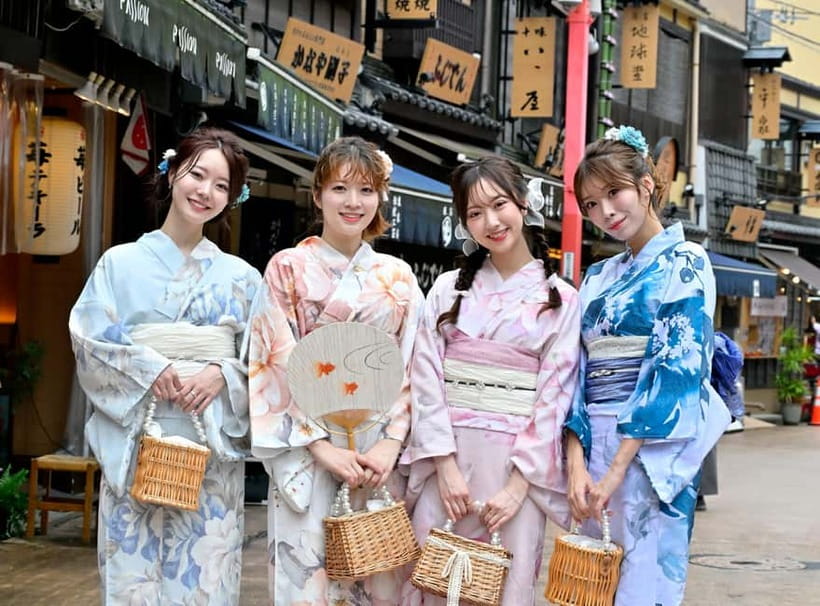 Tokyo: Asakusa Kimono Dressing and Matcha Experience - The Asakusa stroll window: how to plan your walk after dressing