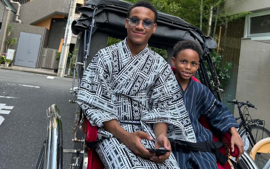 Tokyo: Asakusa Kimono Rental Experience - Choosing Your Kimono and What the Full Set Includes