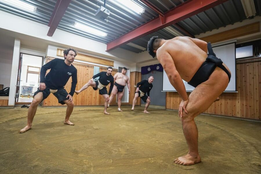 Tokyo: Authentic Sumo Wrestling Experience with Lunch - Getting to Shin-Kawasaki and the stable fast