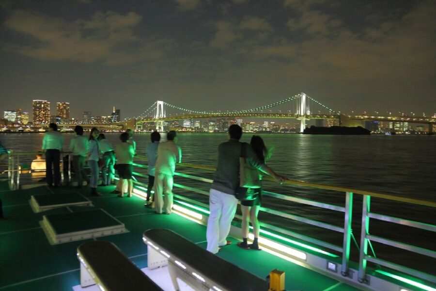 Tokyo Bay: Traditional Japanese Yakatabune Dinner Cruise - A Traditional Yakatabune Dinner on Tokyo’s Water