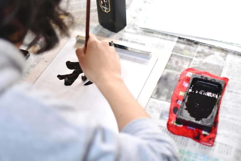 Tokyo: Calligraphy Workshop Craft Your Own Art in Asakusa - Should You Book This Asakusa Calligraphy Workshop?