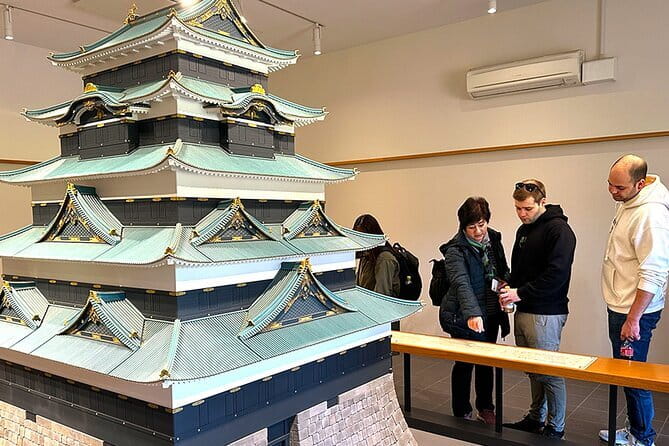 Tokyo Castle & Imperial PalaceーShogun Walking Tour - Key moments that make this tour click