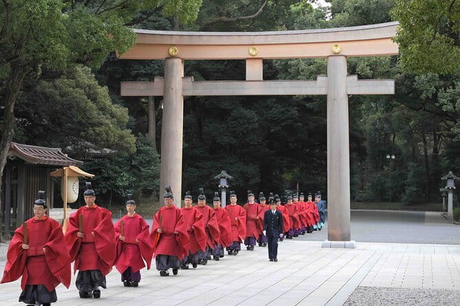 Tokyo City Tour by Private Car & English guide - Why a private car tour works for Tokyo’s “far apart” highlights