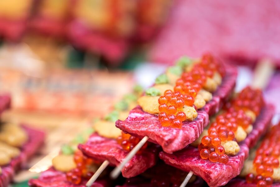Tokyo: Classic Tsukiji Food Tour - A shrine stop adds meaning, not just another photo stop