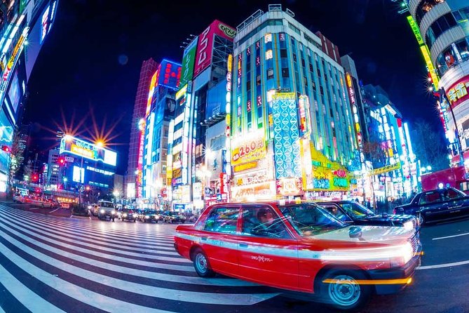 Tokyo Cyberpunk Street Photo Tour - What to Bring: Make Sure Your Gear Can Chase Night Light