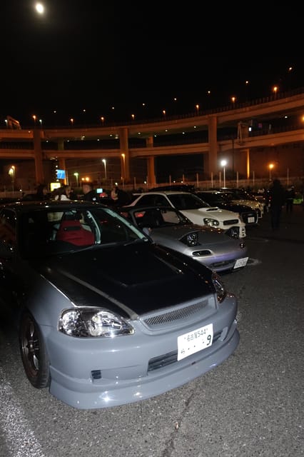 Tokyo: Daikoku Car Meet Tour at Night with JDM Guides - Weather, reroutes, and why your plan can change at night
