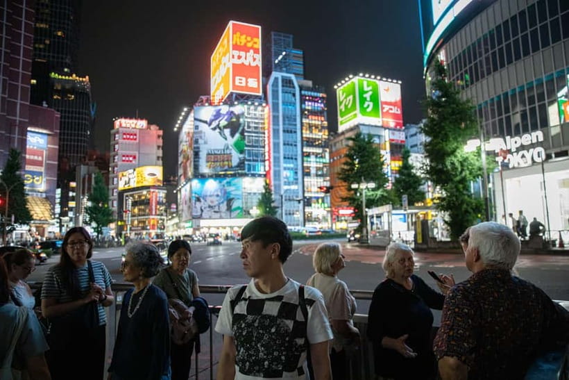 Tokyo: Dark Side of Tokyo Shinjuku Red Light Walking Tour - Quick hits before you go