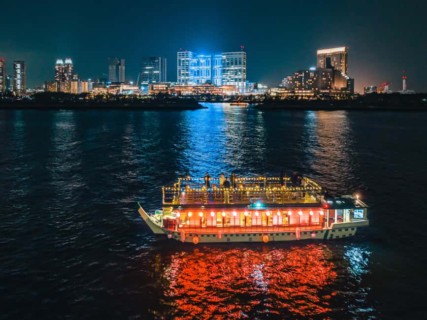 Tokyo Dinner Cruise & Tradition Show & Drinks & Tokyo Tower - Who should book, and who might feel out of place