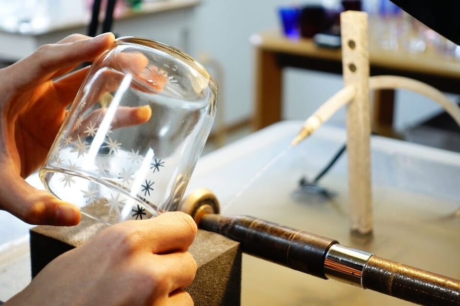 Tokyo: Edo Kiriko Traditional Glass Carving Class - What to bring and how to prep for smooth carving