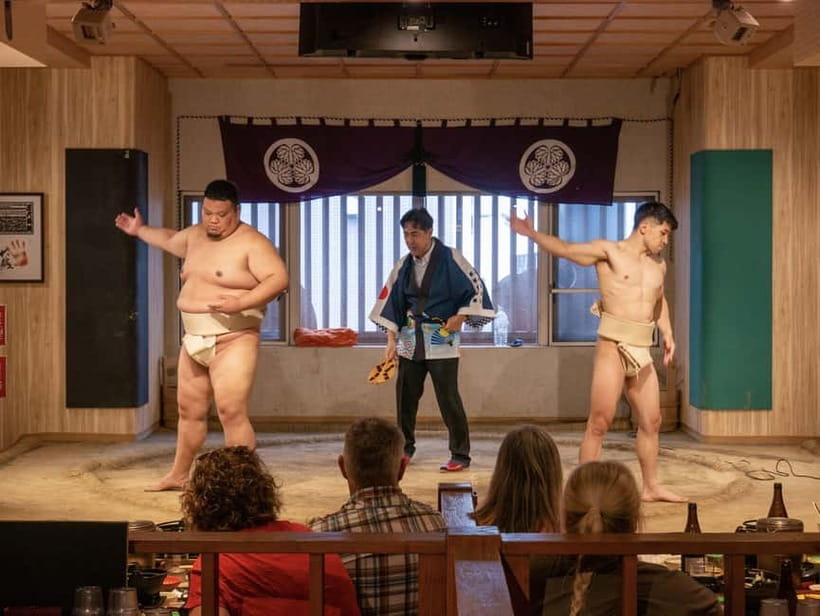 Tokyo: Family Sumo Workshop & Live Wrestling Show with Lunch - The live exhibition: seeing sumo at speed before you try it
