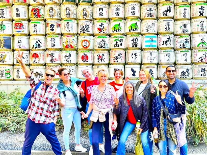 Tokyo: Full Course Tour: Explore 10 Must-Sees & Hidden Gems - Meeting at JR Yoyogi station, then getting rolling by metro