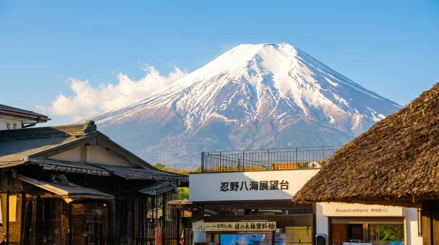 Tokyo: Full-Day Tour of the Six Majestic Spots of Mt Fuji - Higashikawa Clock Shop and Lawson: postcard views plus an easy selfie stop