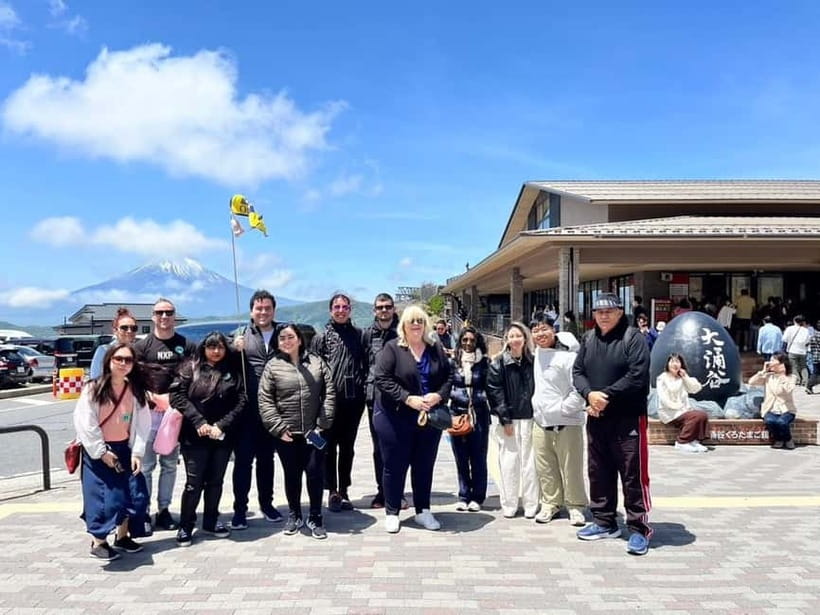 Tokyo: Hakone Fuji Day Tour w/ Cruise, Cable Car, Volcano - Comfort on the Bus, and the Little Things That Matter
