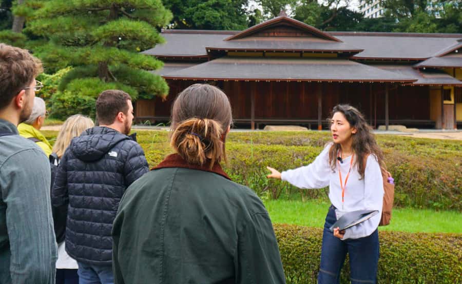 Tokyo: Imperial Palace Japanese History Walking Tour - The shogun-to-emperor story that actually connects the dots