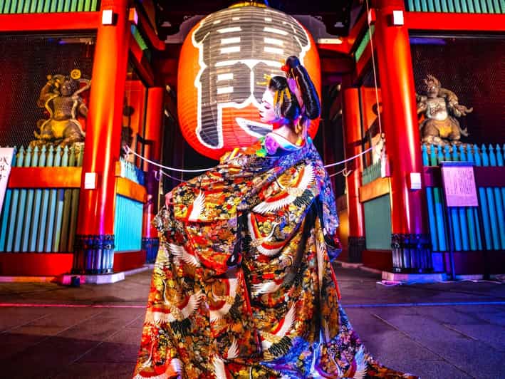 Tokyo: Japanese Dance Cabaret Theater Asakusa-Kaguwa Ticket - Food and drink at the venue: what to order and when