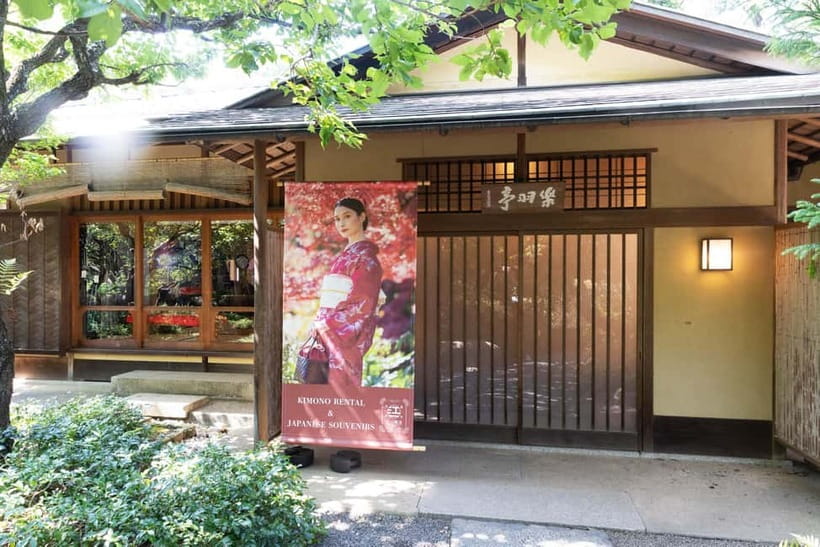 Tokyo: Kimono Rental inside Shinjuku Gyoen National Garden - Who This Kimono Rental Is Best For