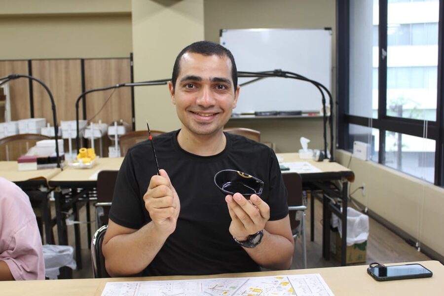 Tokyo: Kintsugi Art Repair Workshop - Choosing Your Piece and Getting Set Up With Materials