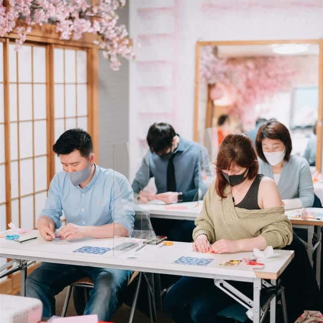 Tokyo: Learn Traditional Origami with a Local - Your 90 minutes: what you’ll make, and how the class flows