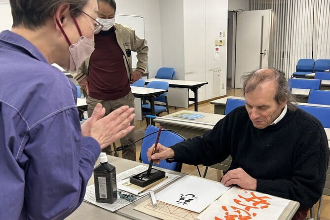 Tokyo Manga Drawing Experience Pro Artist Workshop & MangaHistory - Price and Value: Is $100 for 3 Hours Fair?