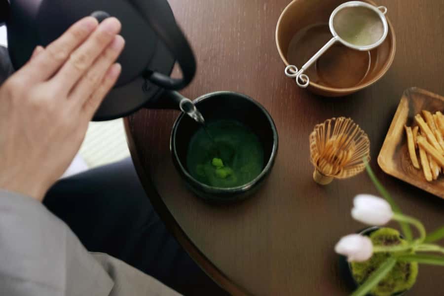 Tokyo: Matcha and Kimono Experience - Japanese Sweets and Welcome Drink: Small Extras, Good Timing