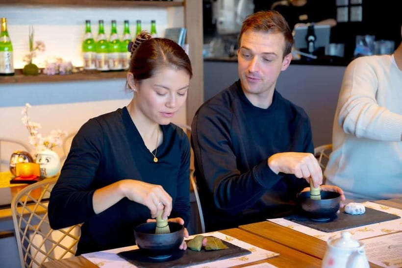 Tokyo: Matcha Making Experience with Mochi Sweets in Asakusa - Practical tips so your hour goes smoothly