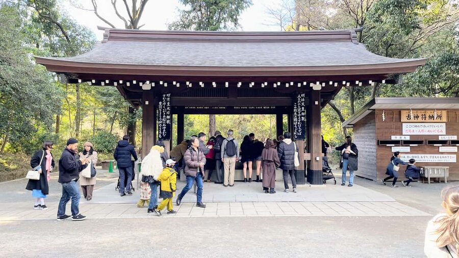 Tokyo: Meiji Jingu, Harajuku, Shibuya, and Shijuku Tour - Key things worth your attention