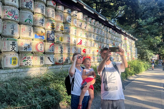 Tokyo: Meiji Shrine and Shinto Culture Walking Tour - How the 2-hour walk stays manageable in Tokyo