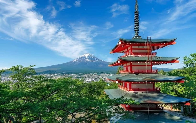 Tokyo: Mt. Fuji & Hakone Private Custom Tour English Driver - Hakone’s volcanic views: Lake Ashi cruise and Ropeway panoramas