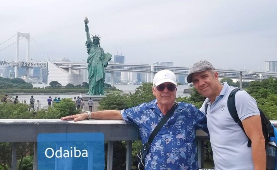 Tokyo : Must-see attractions private tour - Private walking tour with hotel meetup, plus real guide time