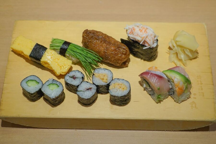 Tokyo: Night Foodie Tour in Shinjuku - Stop 2: Wagyu Yakiniku Cooked on Japanese BBQ Stoves
