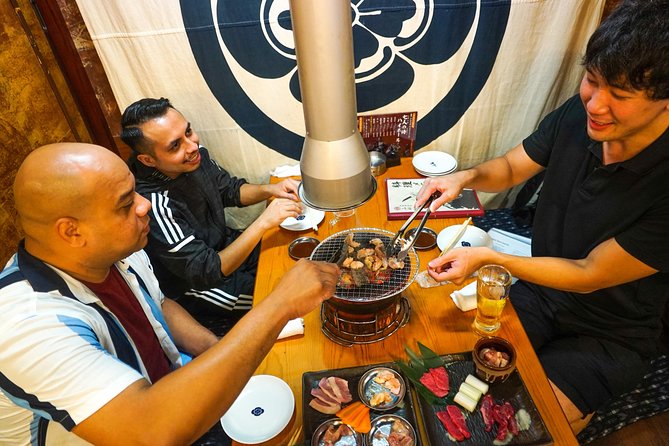 Tokyo Night Foodie Tour in Shinjuku - Seasonal Sushi, Wagyu Beef - Stop 1 sushi haven in Shinjuku: where the night’s flavor story begins