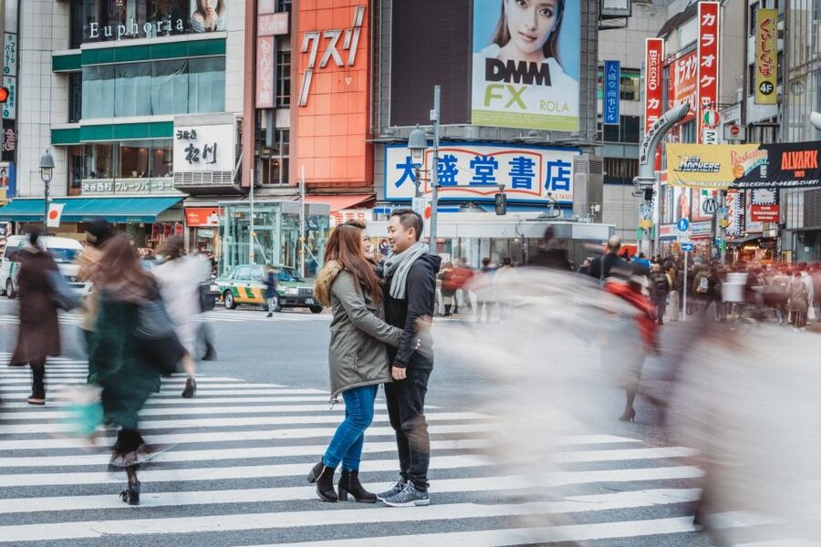 Tokyo: Photo Shoot with a Private Vacation Photographer - Candid and contemporary style: how you avoid cheesy poses