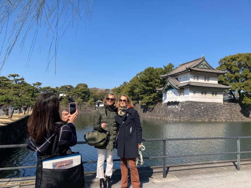 Tokyo: Pvt. Tour - Edo Castle & Imperial Palace East Gardens - FAQ
