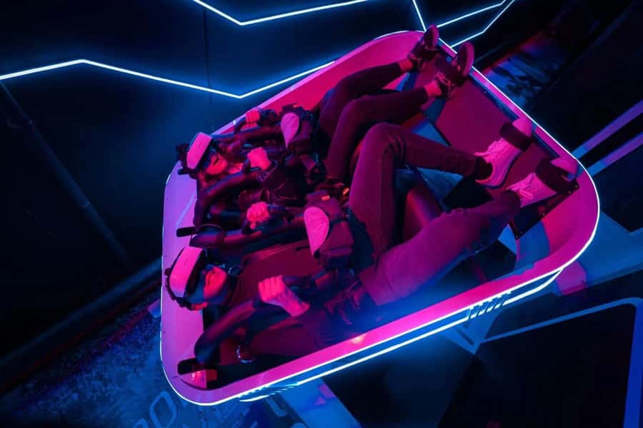 Tokyo: 'Red Tokyo Tower' Digital Amusement Park Ticket - The 4th Floor Attraction Zone: VR thrills, motion effects, and Red Light Green Light