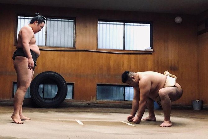 Tokyo Ryogoku Sumo Morning Practice + Photo Shoot with Wrestlers - Ryogoku at 8:00, why sumo mornings hit harder than matches