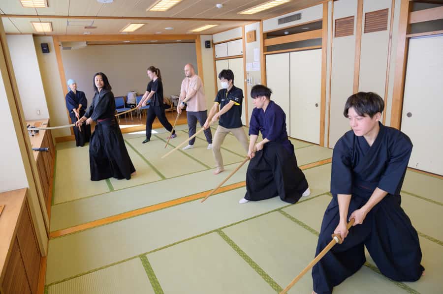 Tokyo: Samurai Adventure! Authentic Sword Experience - Public Course: Training With Aspiring Samurai Actors
