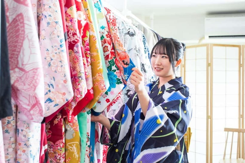 :Tokyo,Shibuya/ Pro Photography in Kimono / English-Friendly - Check-in to choosing your shoot plan: a guided start you can understand