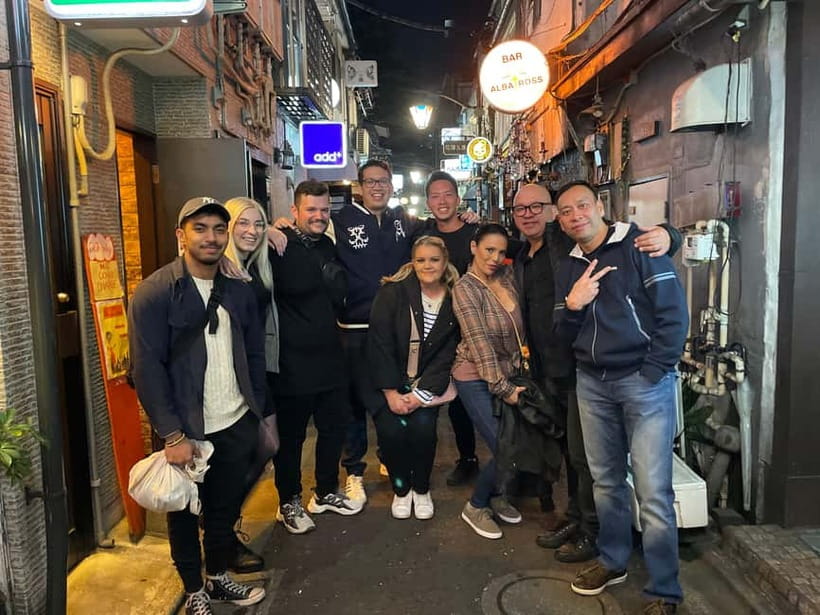 Tokyo: Shinjuku Bar and Izakaya Hopping Tour - Karaoke Finale in a Private Bar That Feels Like a Secret