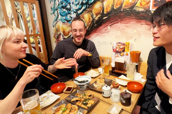 Tokyo: Shinjuku Bar Hopping & Night Walking Tour - The guide factor: how friendly help makes a night crawl actually enjoyable