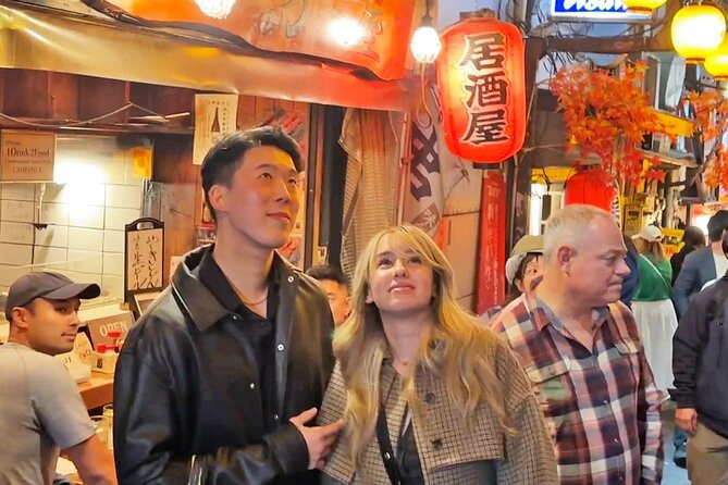 Tokyo: Shinjuku Bar Hopping & Night Walking Tour - Meeting at Shinjuku Station East Exit, then getting moving fast