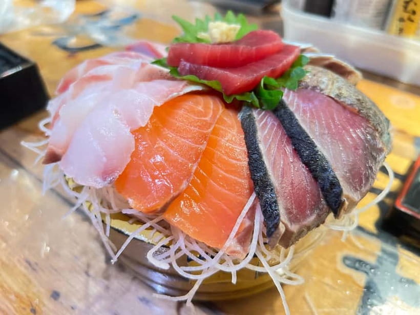 Tokyo: Shinjuku Food Tour (15 Dishes and 4 Eateries) - Meeting at α 107 Building and the WhatsApp rule