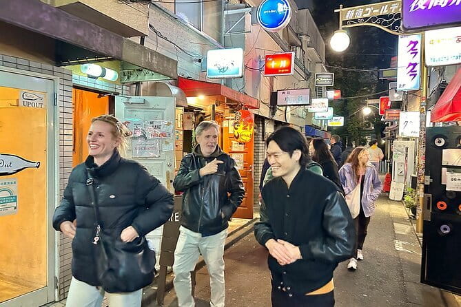 Tokyo: Shinjuku Historical Walking Tour & Secret Backstreets - Hanazono Shrine: a tradition break when Shinjuku gets loud