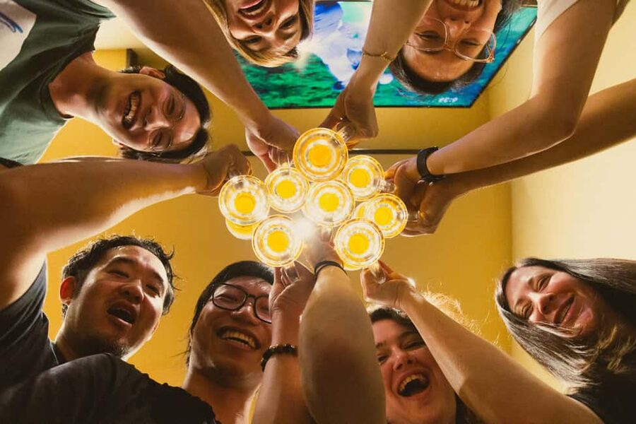 Tokyo: Shinjuku Izakaya and Golden Gai Bar Hopping Tour (2h) - The Food and Drink Bundle: What You’re Really Paying For