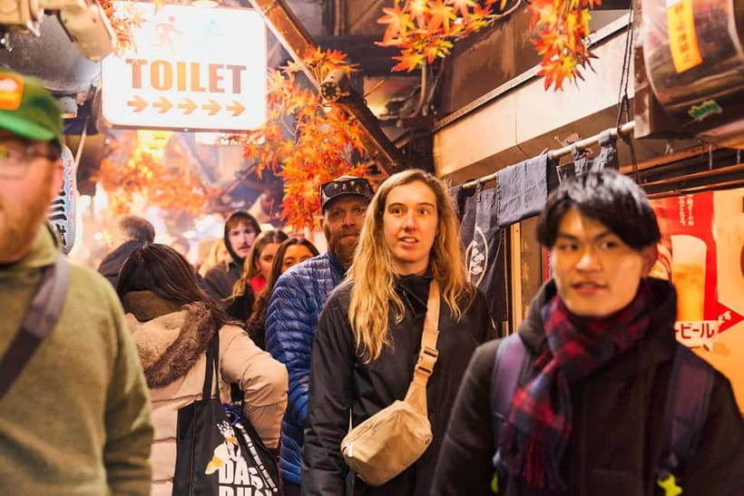 Tokyo: Shinjuku Nightlife & Secret Backstreets Walking Tour - Shinjuku Nightlife Feels Less Chaotic With a Local Path