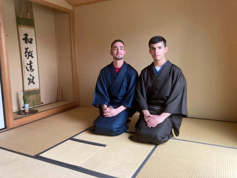 Tokyo: Tea Ceremony Experience in a small tea room - The Matcha Part You Will Actually Do