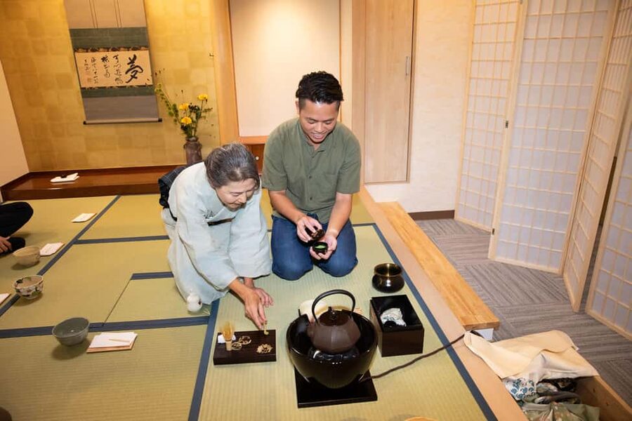 Tokyo: Tea Ceremony Experience in Asakusa - Should you book this Tokyo tea ceremony in Asakusa?
